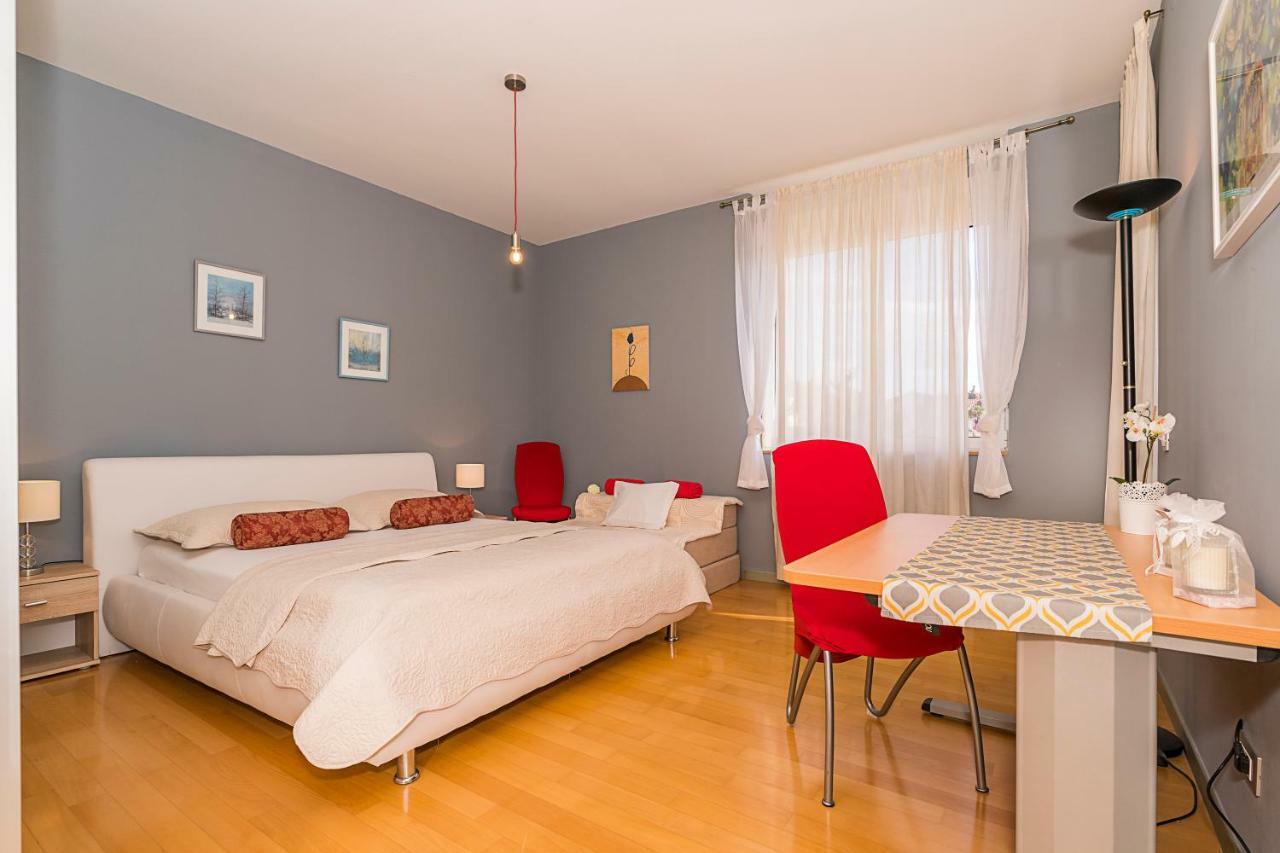 Apartment Old Town With Sea View Split Ngoại thất bức ảnh