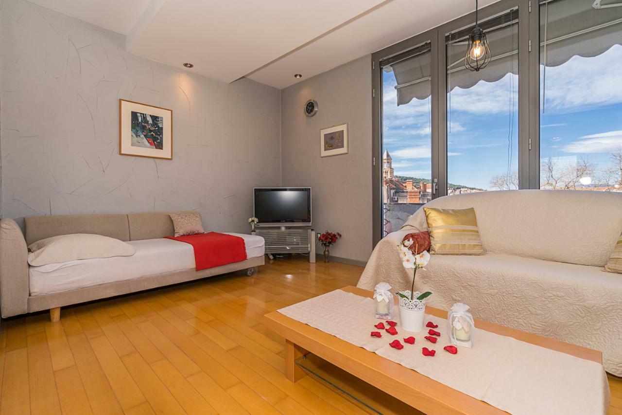 Apartment Old Town With Sea View Split Ngoại thất bức ảnh